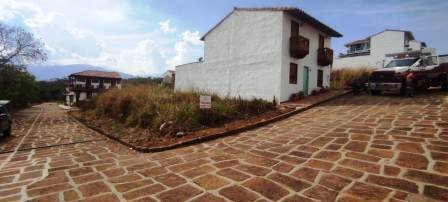 VENTA LOTE ESQUINERO BARICHARA  LB41083