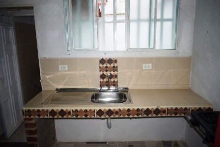 VENDO APARTAESTUDIO PRIMER PISO APTS91255