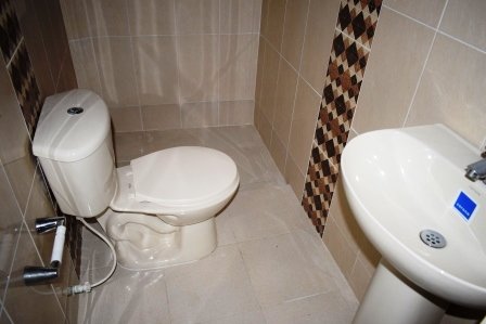 VENDO APARTAESTUDIO PRIMER PISO APTS91255