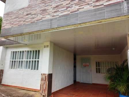 VENDO APARTAESTUDIO PRIMER PISO APTS91255