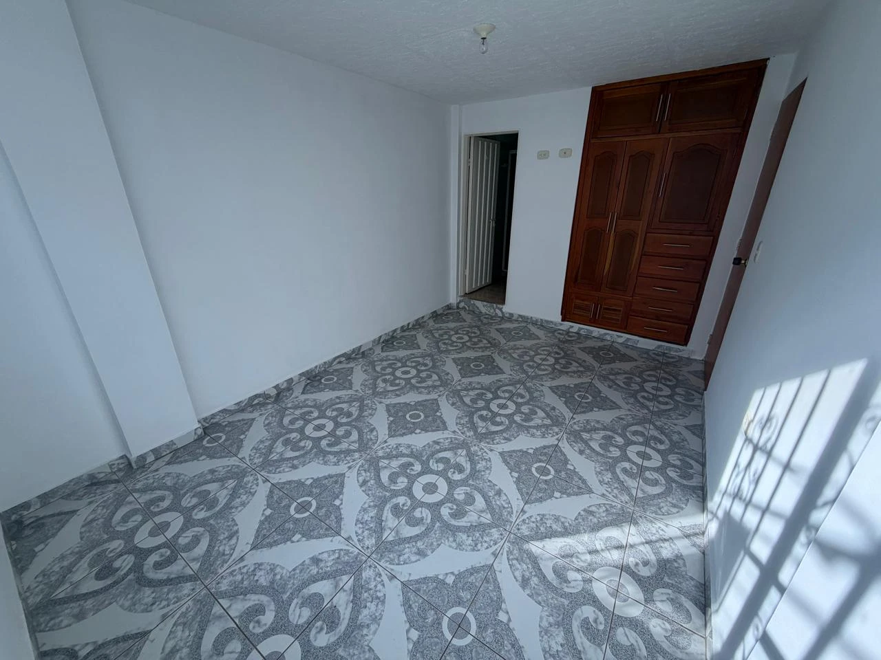 SE ARRIENDA CASA EN VILLA ALCALA 17561306