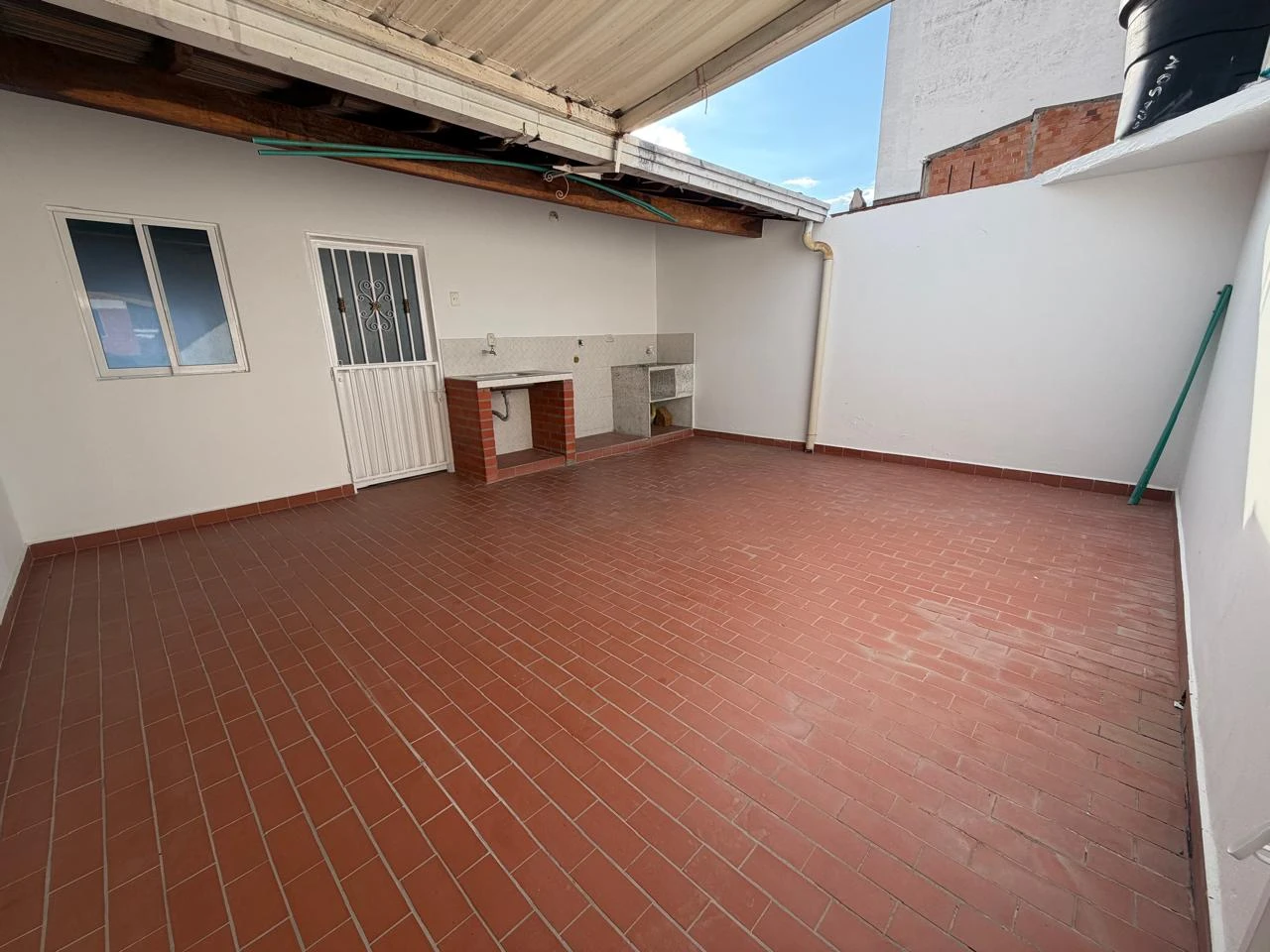 SE ARRIENDA CASA EN VILLA ALCALA 17561306