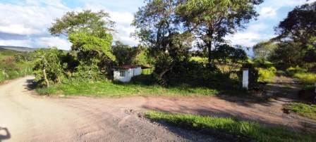 PARCELA CERCANA VÍA PAVIMENTADA  PC441322