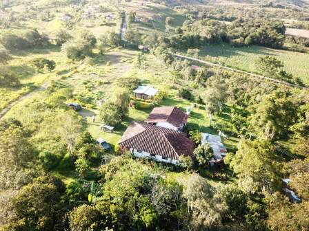 PARCELA CERCANA VÍA PAVIMENTADA  PC441322