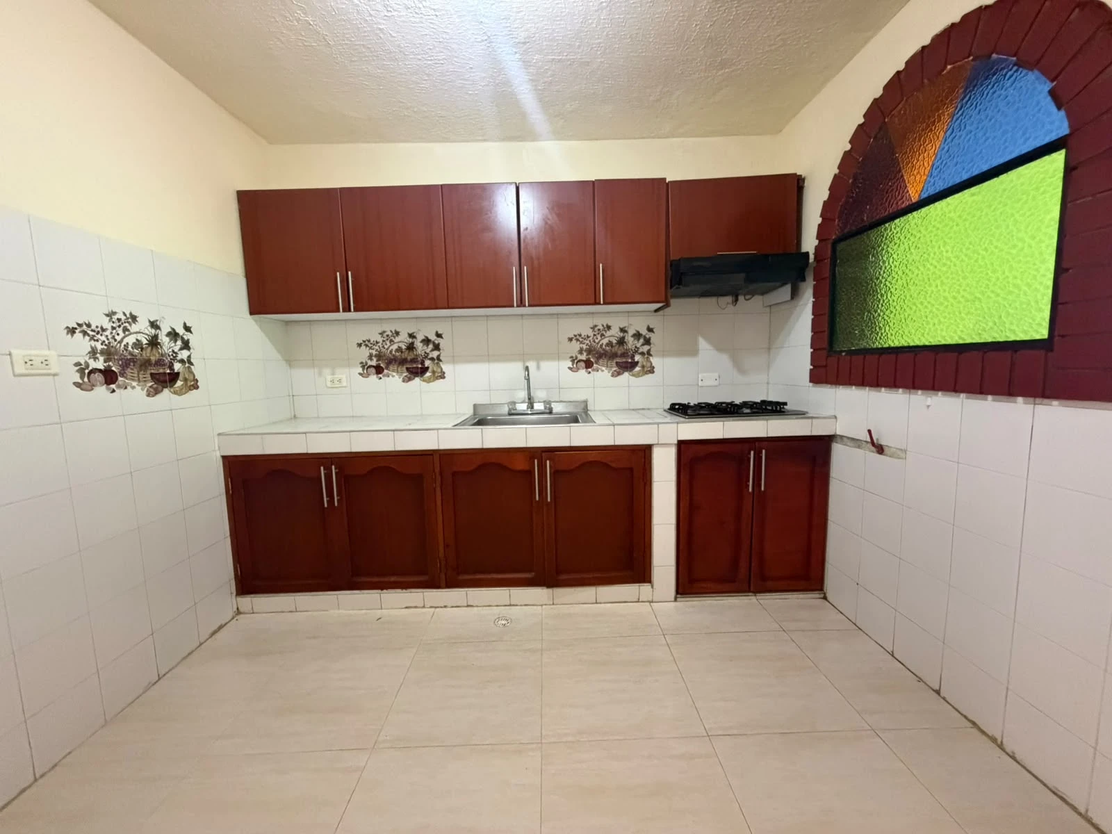 ARRIENDO APARTAMENTO PORVENIR 13251342
