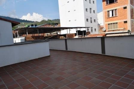 CASA EN VENTA EN EL CENTRO CS11364