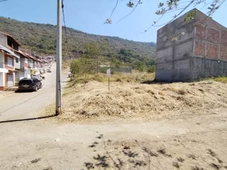 VENDO LOTE  ESQUINERO URBANIZACIÓN CIUDADELA BELLA VISTA LS11382