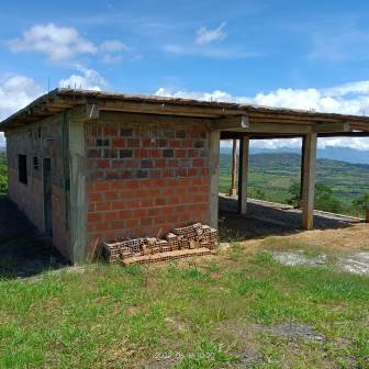 VENTA DE PARCELA EN CURITI PCC101396