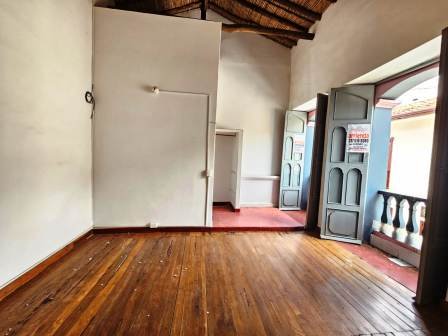 ARRIENDO OFICINA #7 ESQUINA DEL AGUILA SEGUNDO PISO 71406