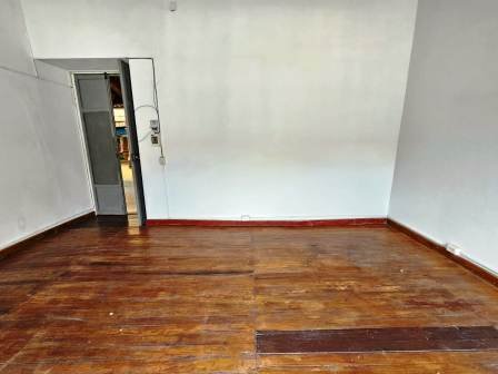 ARRIENDO OFICINA #9 ESQUINA DEL AGUILA SEGUNDO PISO 91408