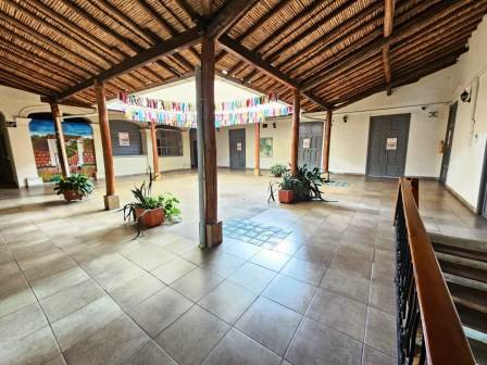 ARRIENDO OFICINA #9 ESQUINA DEL AGUILA SEGUNDO PISO 91408