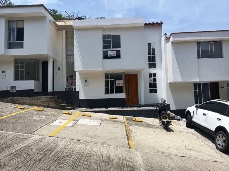 ARRIENDO CASA SANTORINI 31071415