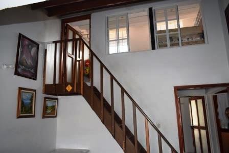VENDO CASA EN VILLA OLIMPICA CON LOCAL COMERCIAL  CS71419