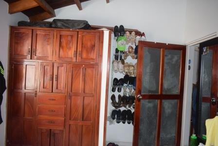 VENDO CASA EN VILLA OLIMPICA CON LOCAL COMERCIAL  CS71419