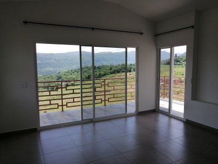 VENDO CASA VIA SANGIL-SOCORRO CP11449