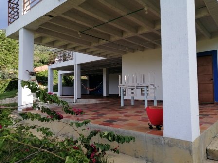 VENDO CASA VIA SANGIL-SOCORRO CP11449