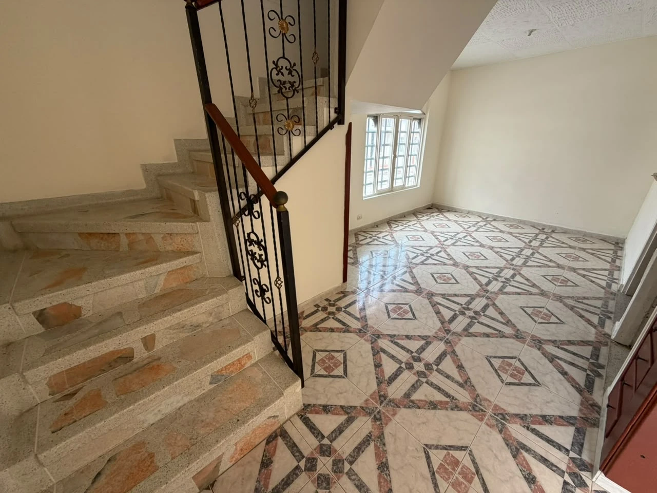 ARRIENDO CASA LOS ALPES 17301596