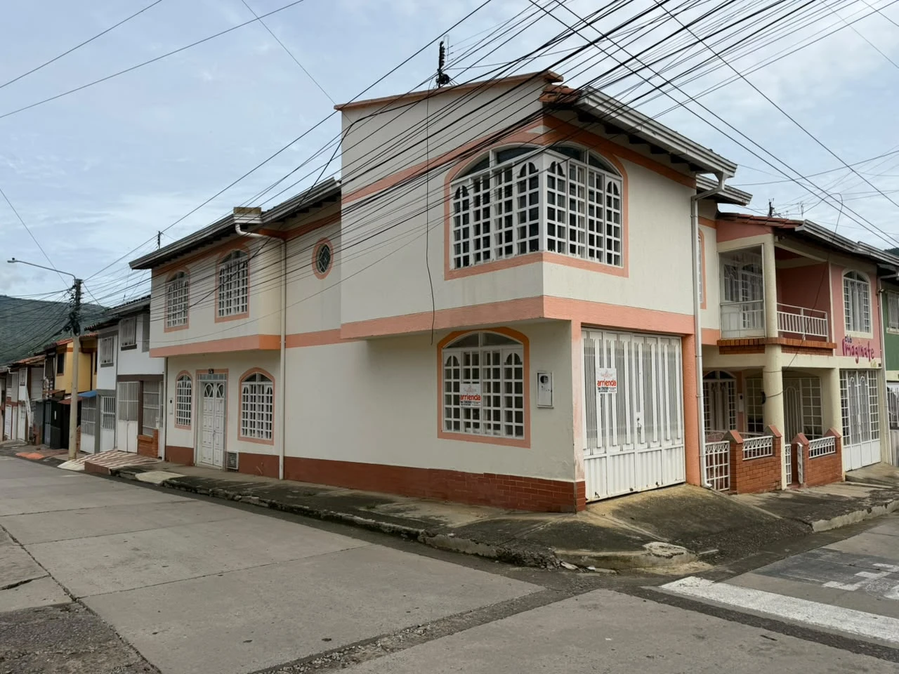 ARRIENDO CASA LOS ALPES 17301596
