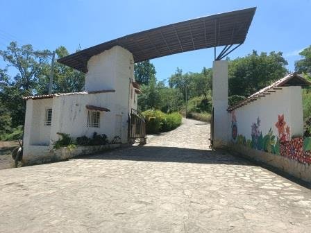 LOTE EN VENTA EN CURITI SANTANDER  LCU11632