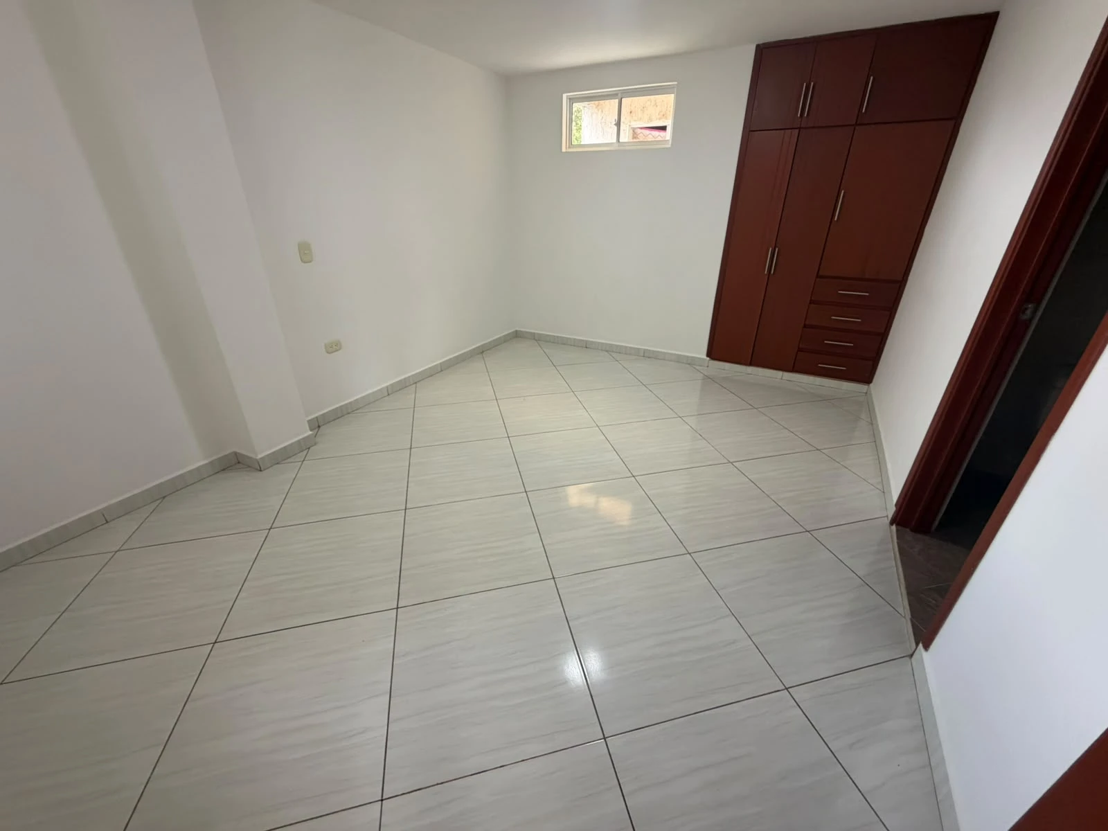 ARRIENDO APARTAMENTO EXELENTE VISTA 14361640