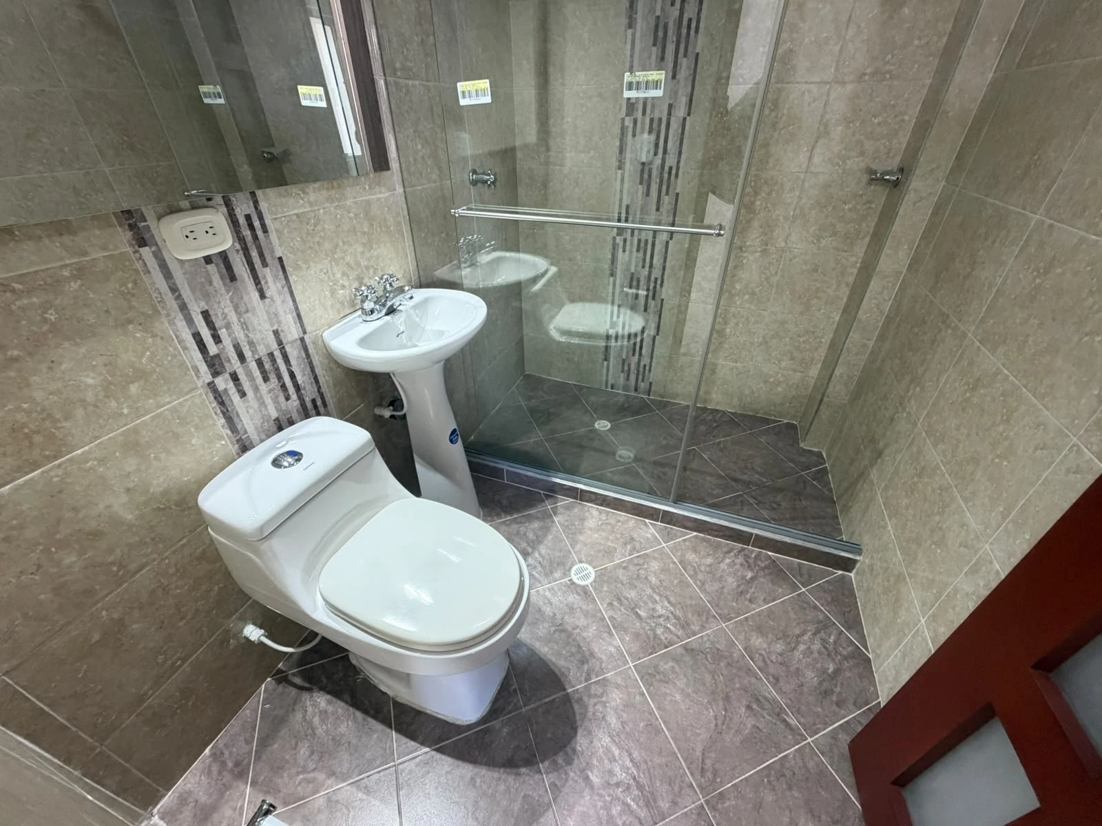 ARRIENDO APARTAMENTO EXELENTE VISTA 14361640