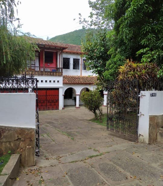 VENDO CASA - LOTE SAN GIL CS251696