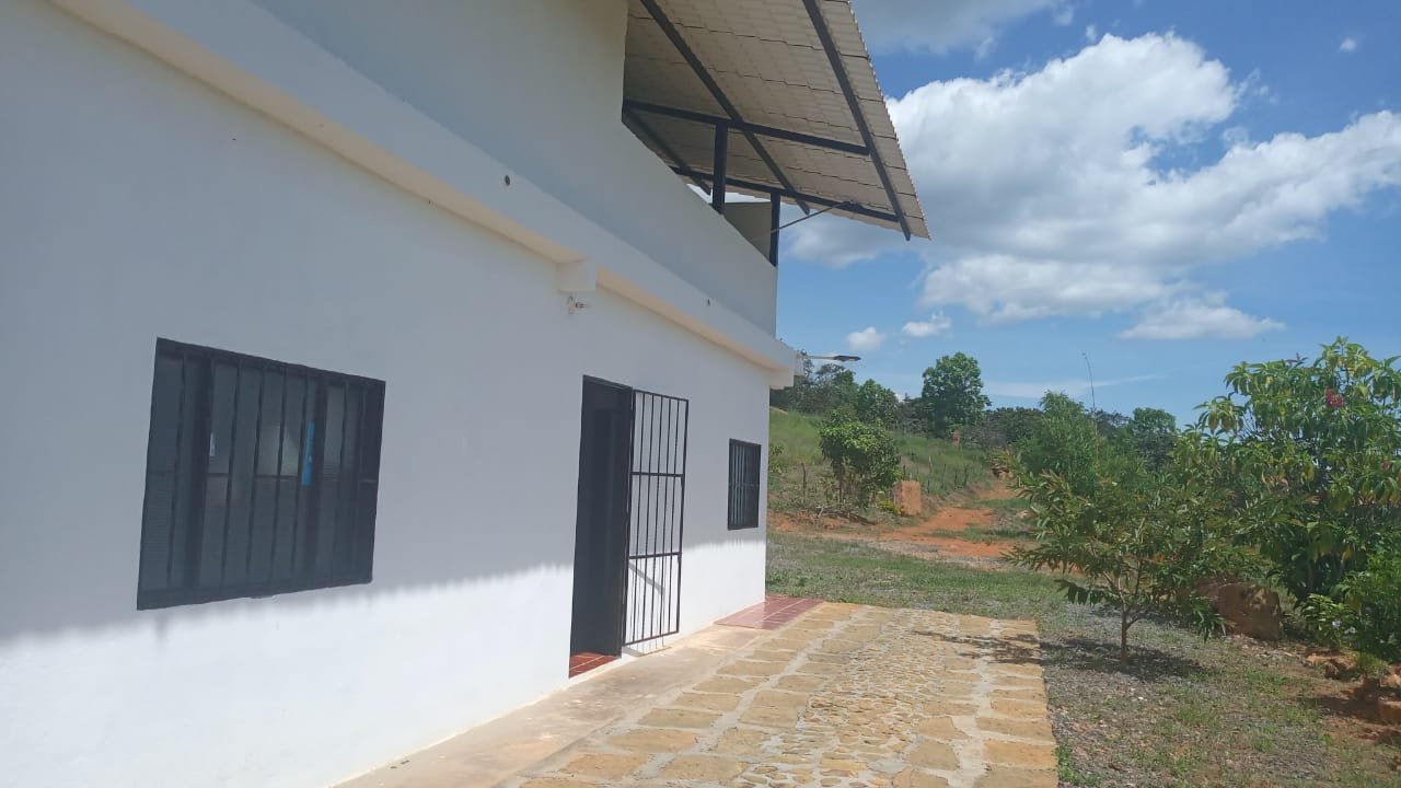 VENTA PARCELA CON CASA EN VILLANUEVA PCV31701