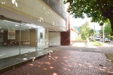 ARRIENDO LOCAL COMERCIAL EN AQUARIUM 51261720