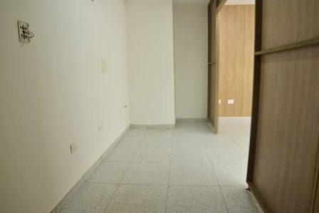 ARRIENDO LOCAL COMERCIAL EN AQUARIUM 51261720