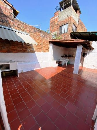 VENDO CASA SAN GIL CS61762