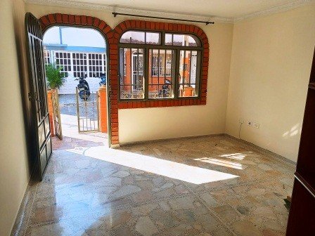 VENDO CASA - ROJAS PINILLA CS81806