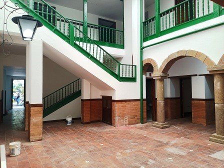 VENDO CASA - ZONA CENTRICA  CS91812
