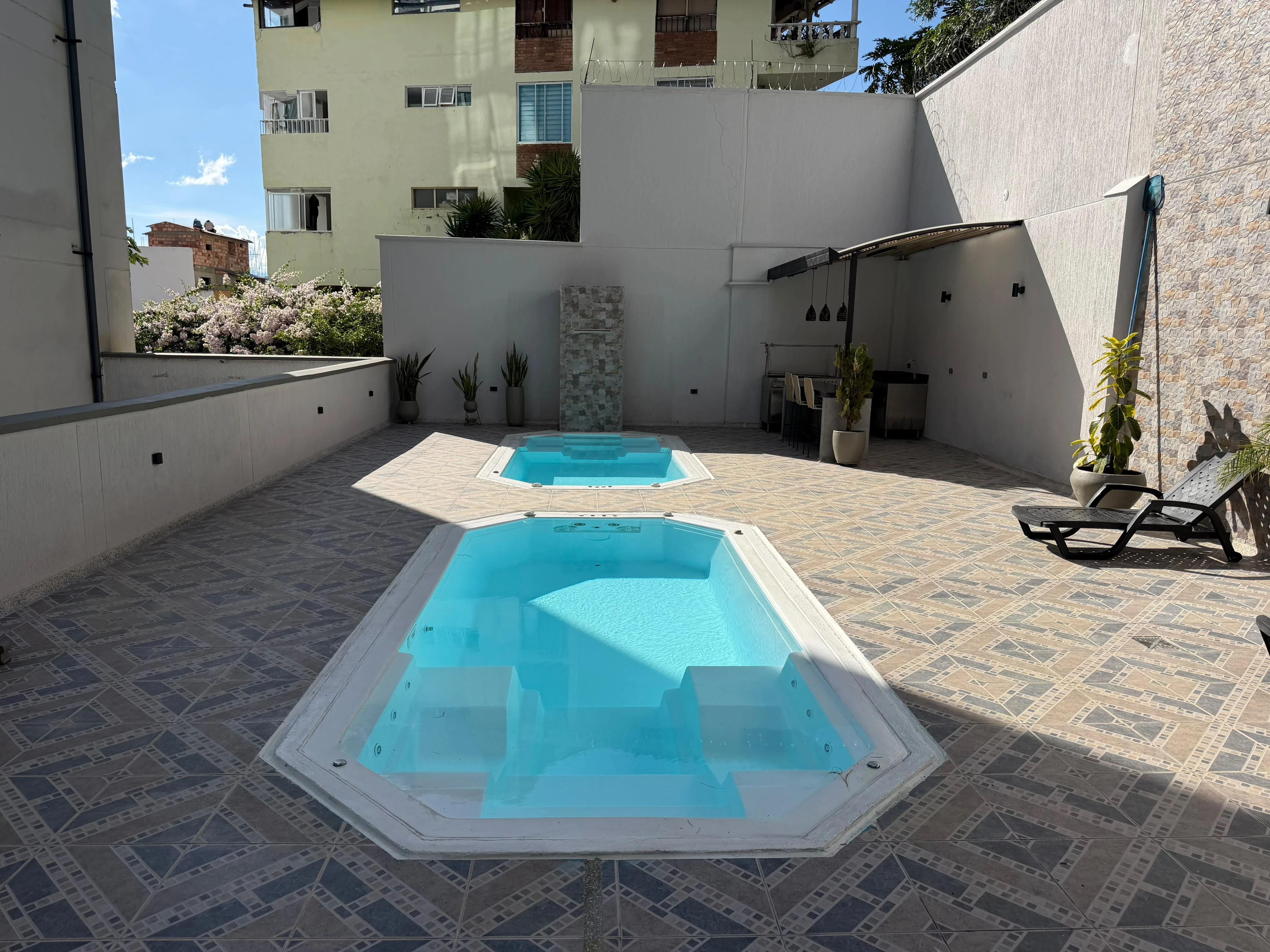ARRIENDO APARTAMENTO - EDF. VILLA AURORA 39081868