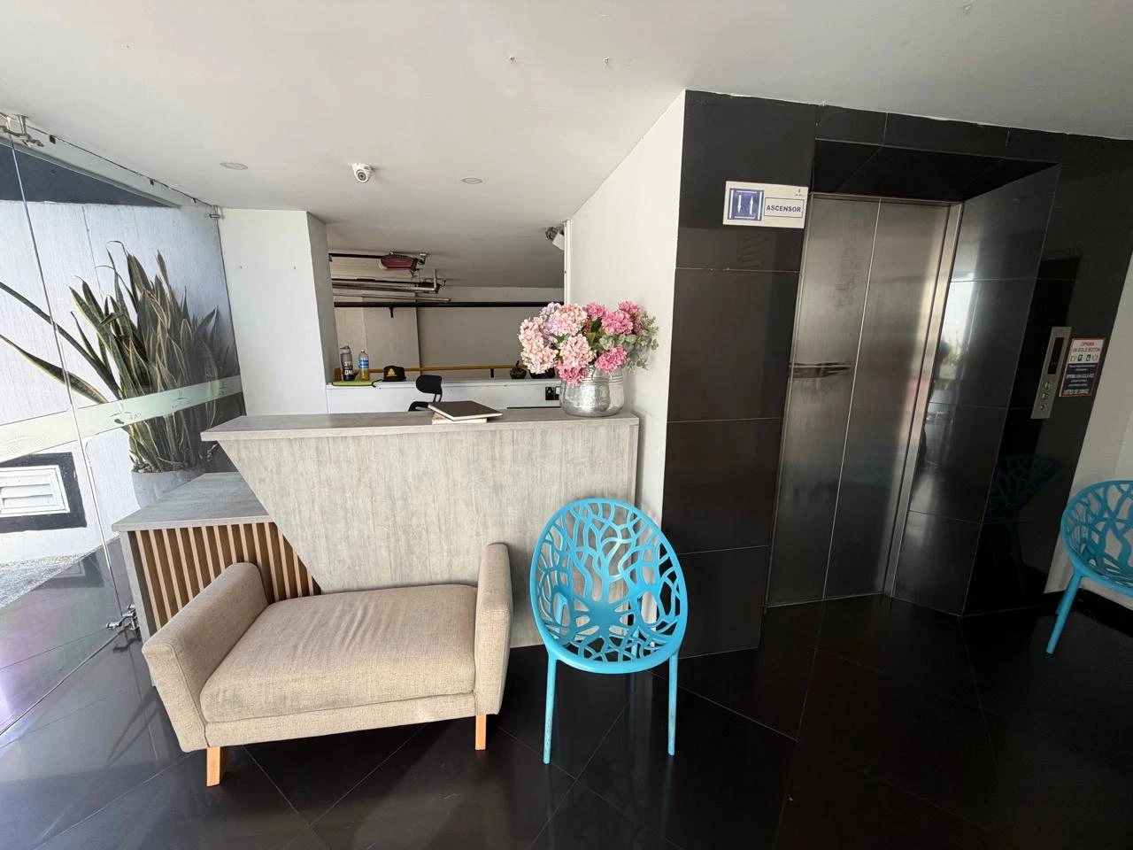 ARRIENDO APARTAMENTO - EDF. VILLA AURORA 39081868