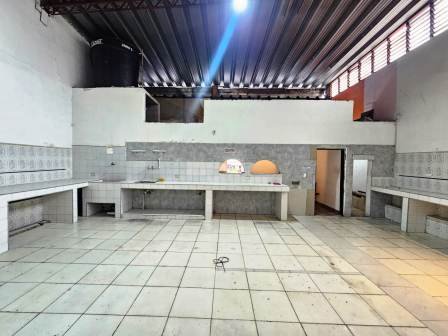 VENDO LOCAL- BODEGA  COMERCIAL - AVENIDA SANTANDER  LCS21871