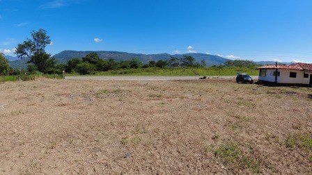 LOTE DE TERRENO A UN COSTADO DE LA VÍA NACIONAL SAN GIL-SOCORRO 74781883