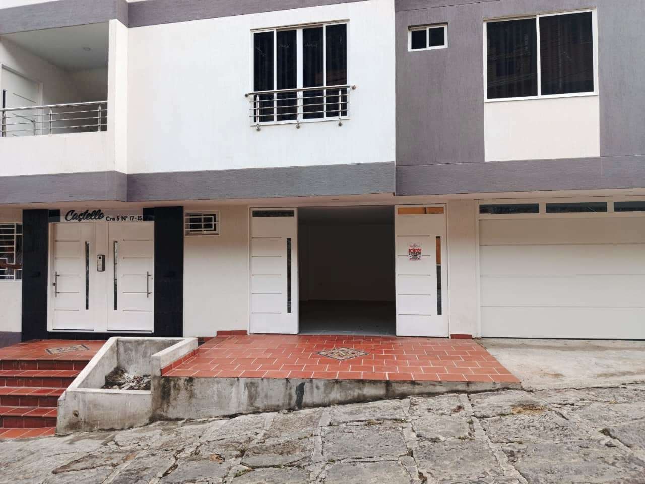 ARRIENDO LOCAL - CARLOS MARTINEZ 17191893