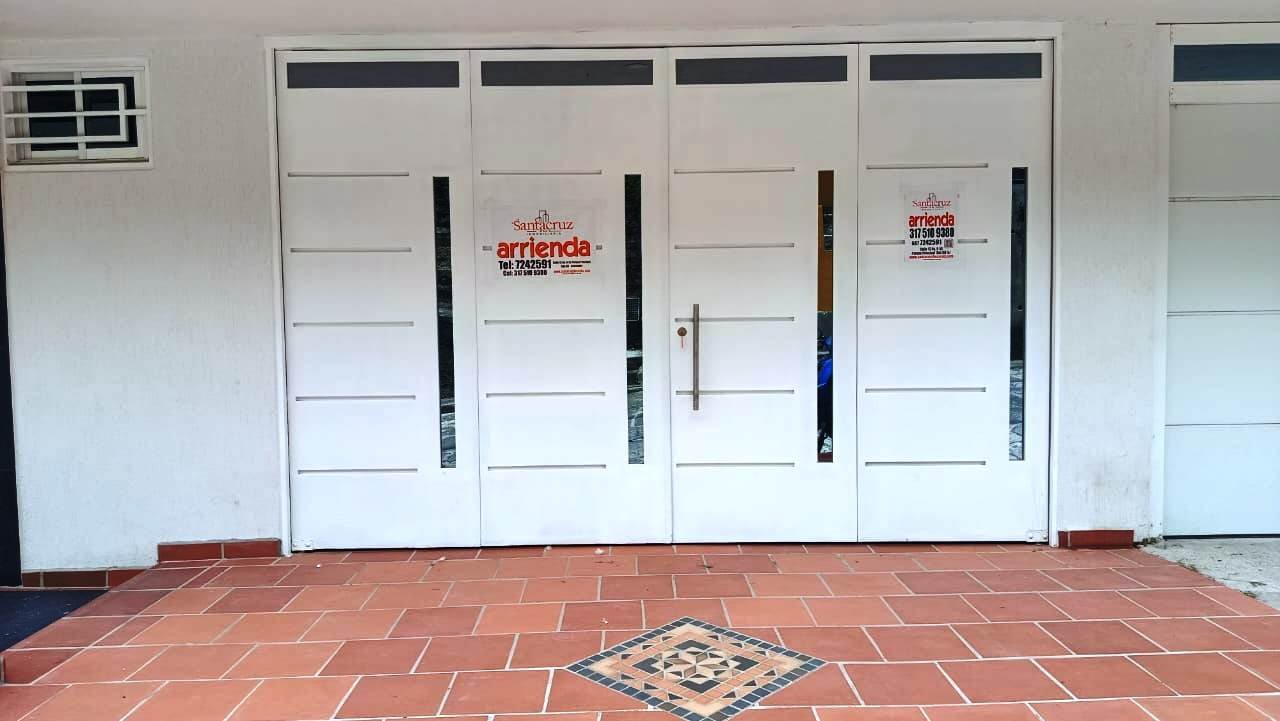 ARRIENDO LOCAL - CARLOS MARTINEZ 17191893