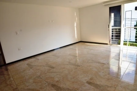 CASA EN VENTA CONJUNTO CERRADO CS111900