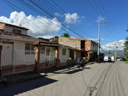 CASA EN VENTA  CS131904