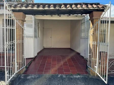 CASA EN VENTA  CS131904