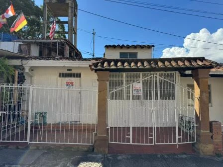 CASA EN VENTA  CS131904