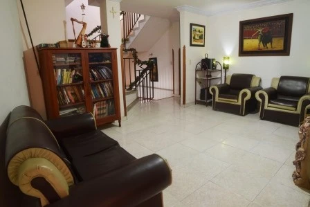 APARTAMENTO EN VENTA GARAJE TERRAZA AS21908