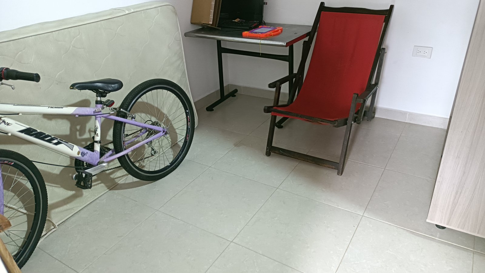 VENDO APARTAMENTO EN GARDENIAS CS171909