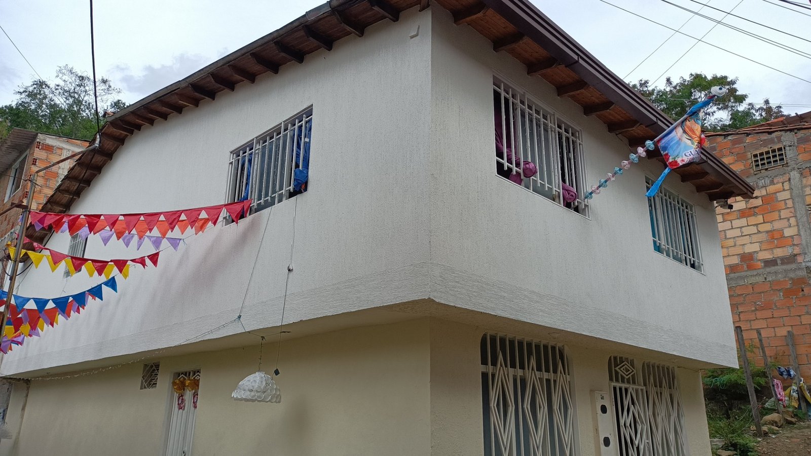 VENDO APARTAMENTO EN GARDENIAS CS171909