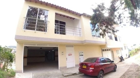 ARRIENDO APARTAMENTO EN SAMUEL MARTINEZ 201 - 201