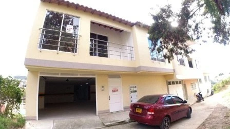 ARRIENDO APARTAMENTO EN SAMUEL MARTINEZ 202 - 202