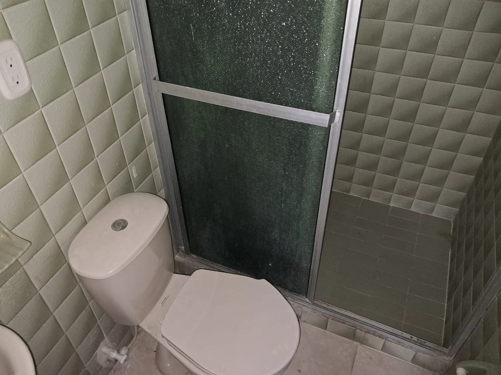 ARRIENDO CASA EN EL CENTRO - 1026