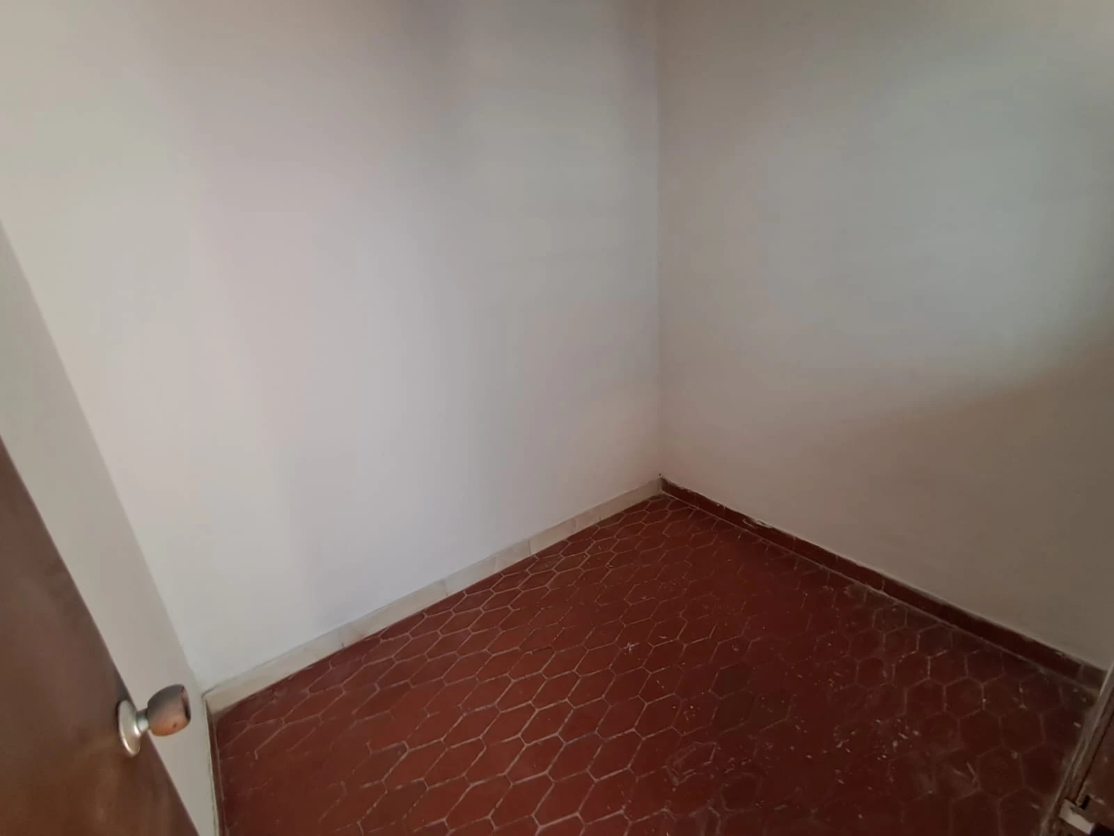 ARRIENDO CASA EN EL CENTRO - 1026