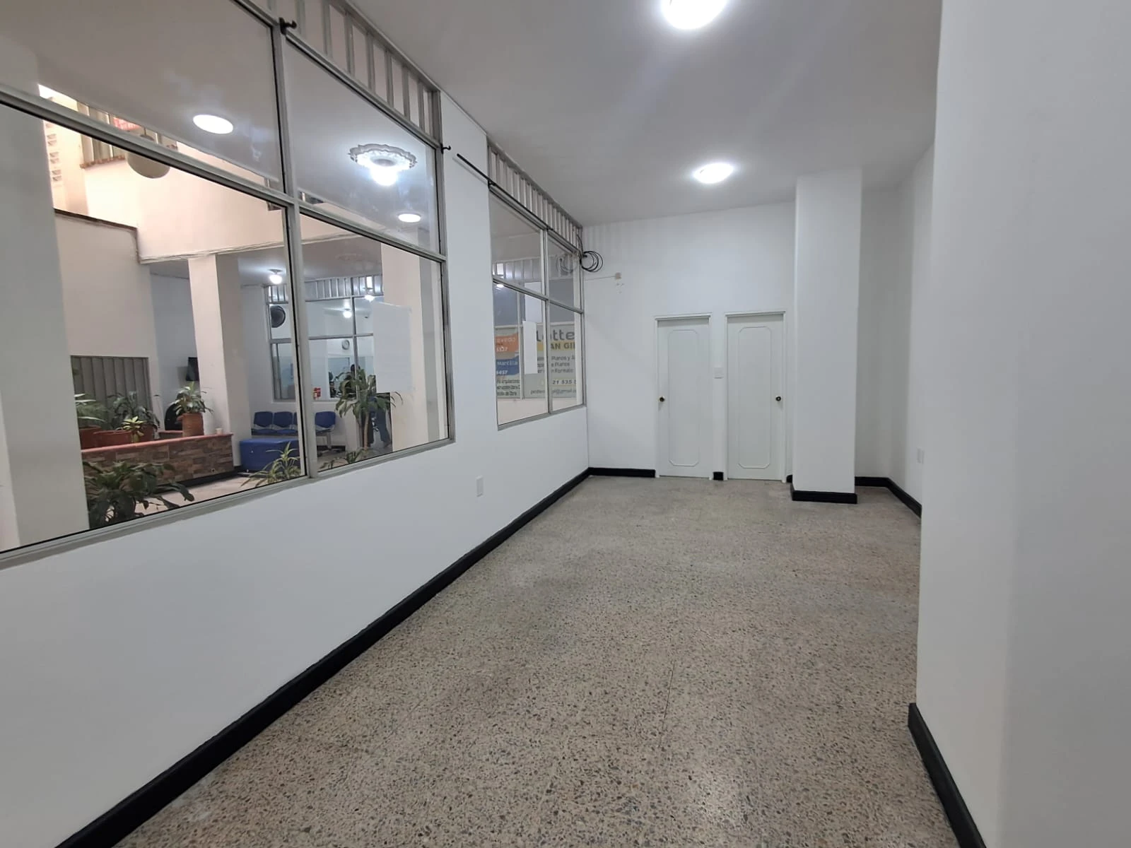 ARRIENDO LOCAL EN EL CENTRO  - 919